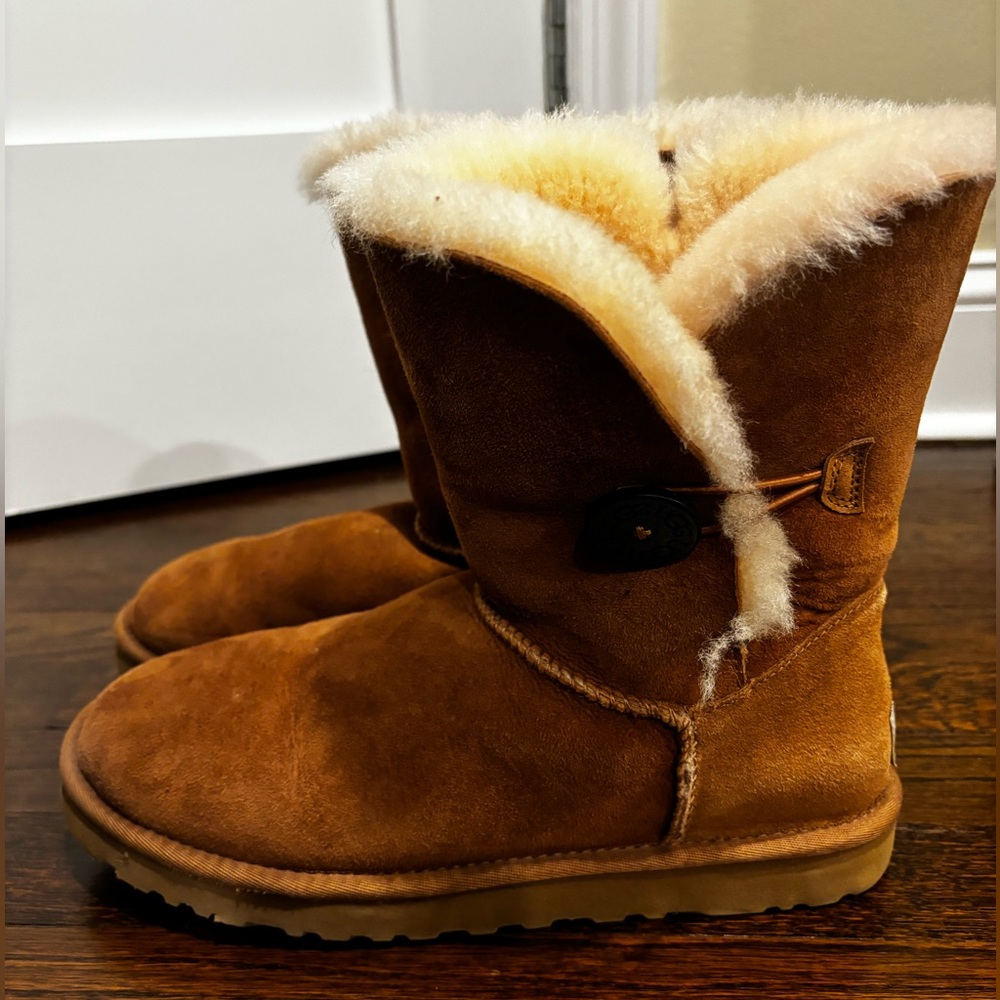 Ugg Bailey Button Boots, Size 9